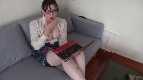 Bettie Bondage: Mom & Mind Control Gum