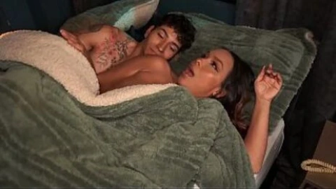 Kataleya Gil & StepMom - Hotel Bed Sharing Mix-Up